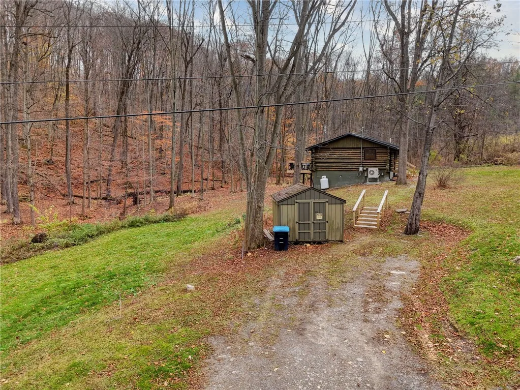 7047 Lawyer Road R 162, Naples, New York 14512, Naples, New York 14512, 3 Bedrooms Bedrooms, 6 Rooms Rooms,2 BathroomsBathrooms,Residential,For Sale,7047 Lawyer Road R 162, Naples, New York 14512,0,R1648922