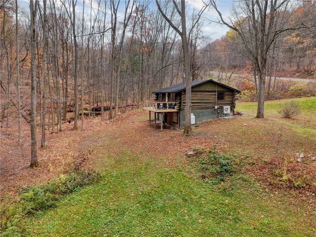 7047 Lawyer Road R 162, Naples, New York 14512, Naples, New York 14512, 3 Bedrooms Bedrooms, 6 Rooms Rooms,2 BathroomsBathrooms,Residential,For Sale,7047 Lawyer Road R 162, Naples, New York 14512,0,R1648922