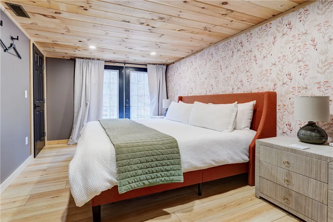 7047 Lawyer Road R 162, Naples, New York 14512, Naples, New York 14512, 3 Bedrooms Bedrooms, 6 Rooms Rooms,2 BathroomsBathrooms,Residential,For Sale,7047 Lawyer Road R 162, Naples, New York 14512,0,R1648922