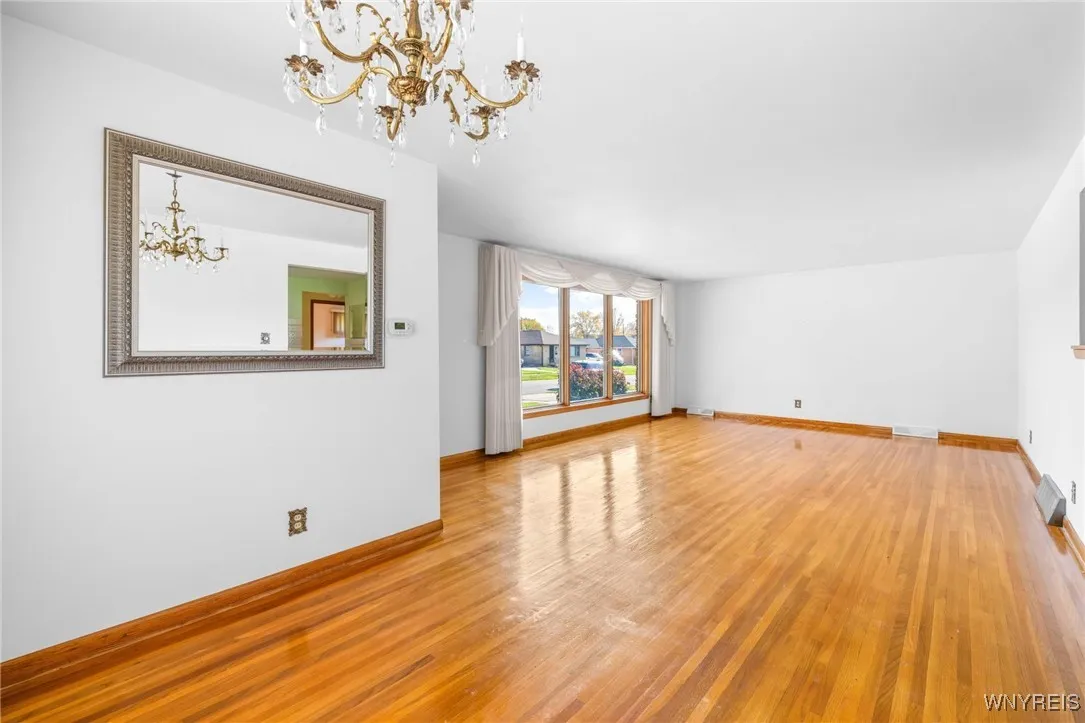 74 Pacecrest Court, West Seneca, New York 14224, West Seneca, New York 14224, 3 Bedrooms Bedrooms, 8 Rooms Rooms,1 BathroomBathrooms,Residential,For Sale,74 Pacecrest Court, West Seneca, New York 14224,0,B1647222