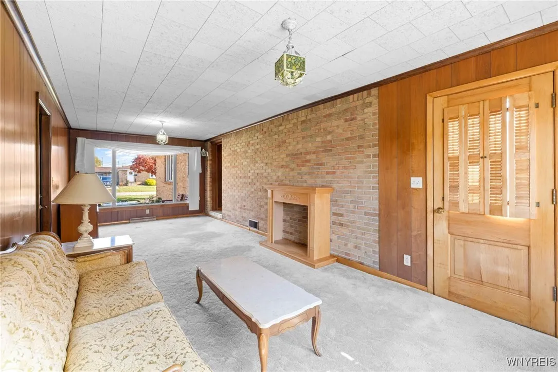 74 Pacecrest Court, West Seneca, New York 14224, West Seneca, New York 14224, 3 Bedrooms Bedrooms, 8 Rooms Rooms,1 BathroomBathrooms,Residential,For Sale,74 Pacecrest Court, West Seneca, New York 14224,0,B1647222