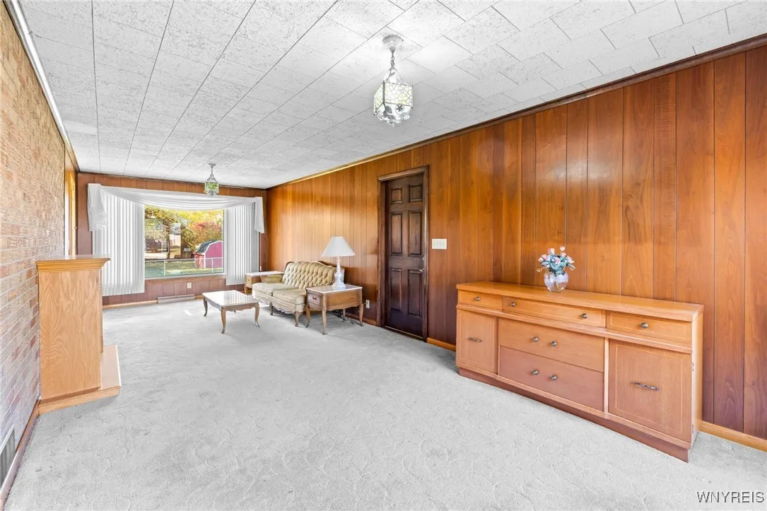 74 Pacecrest Court, West Seneca, New York 14224, West Seneca, New York 14224, 3 Bedrooms Bedrooms, 8 Rooms Rooms,1 BathroomBathrooms,Residential,For Sale,74 Pacecrest Court, West Seneca, New York 14224,0,B1647222