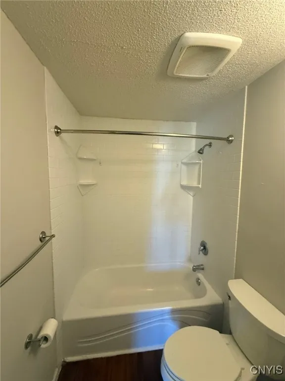 994 Village Boulevard North, Van Buren, New York 1, Van Buren, New York 13027, 1 Bedroom Bedrooms, 4 Rooms Rooms,1 BathroomBathrooms,Residential Lease,For Rent,994 Village Boulevard North, Van Buren, New York 1,0,S1641057