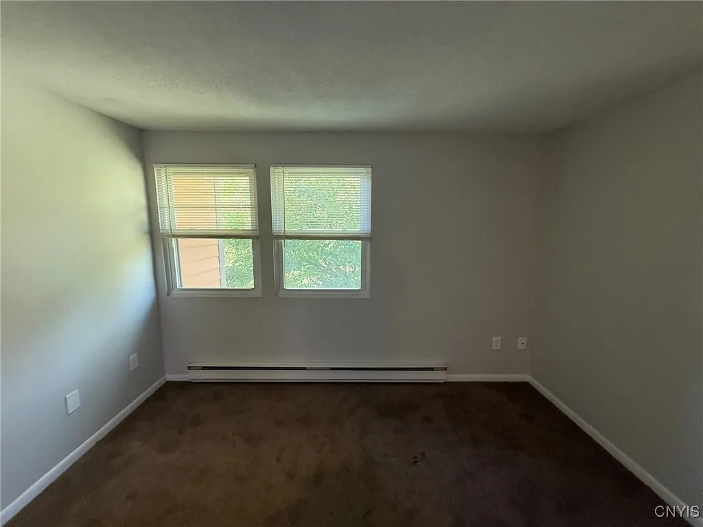 994 Village Boulevard North, Van Buren, New York 1, Van Buren, New York 13027, 1 Bedroom Bedrooms, 4 Rooms Rooms,1 BathroomBathrooms,Residential Lease,For Rent,994 Village Boulevard North, Van Buren, New York 1,0,S1641057