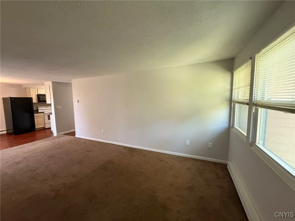 994 Village Boulevard North, Van Buren, New York 1, Van Buren, New York 13027, 1 Bedroom Bedrooms, 4 Rooms Rooms,1 BathroomBathrooms,Residential Lease,For Rent,994 Village Boulevard North, Van Buren, New York 1,0,S1641057