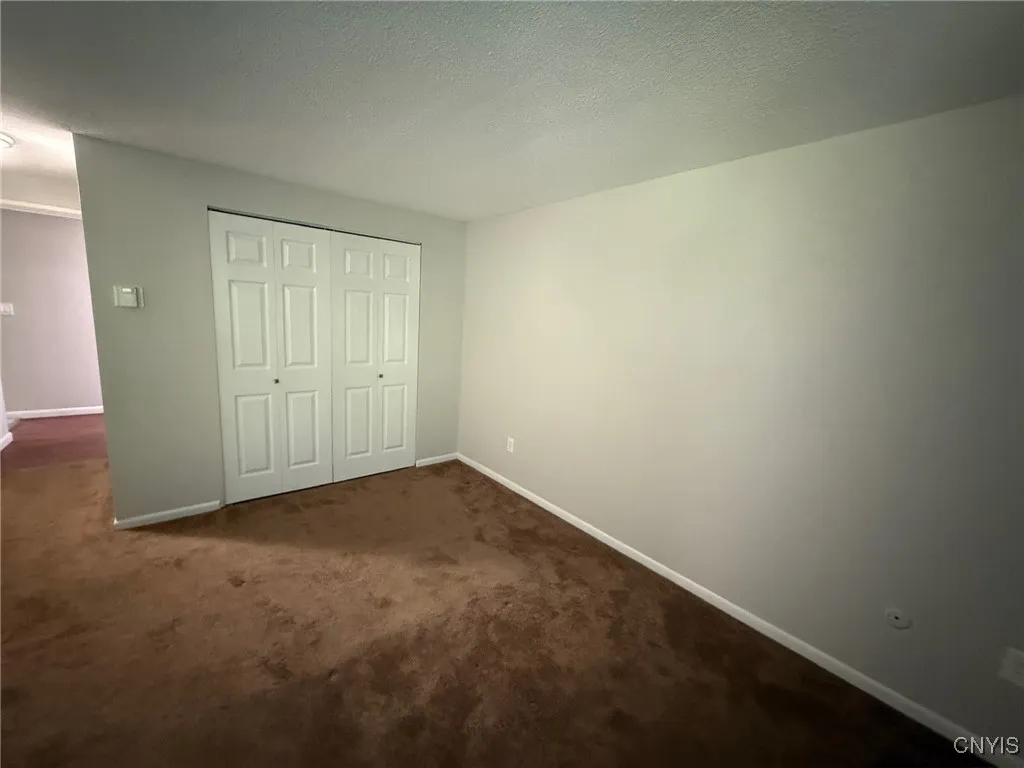 994 Village Boulevard North, Van Buren, New York 1, Van Buren, New York 13027, 1 Bedroom Bedrooms, 4 Rooms Rooms,1 BathroomBathrooms,Residential Lease,For Rent,994 Village Boulevard North, Van Buren, New York 1,0,S1641057