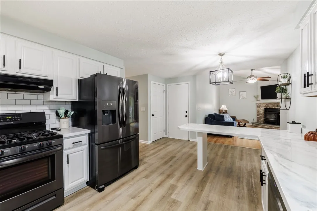 115 Mill Road, Greece, New York 14626, Greece, New York 14626, 4 Bedrooms Bedrooms, 7 Rooms Rooms,2 BathroomsBathrooms,Residential,For Sale,115 Mill Road, Greece, New York 14626,0,R1648947