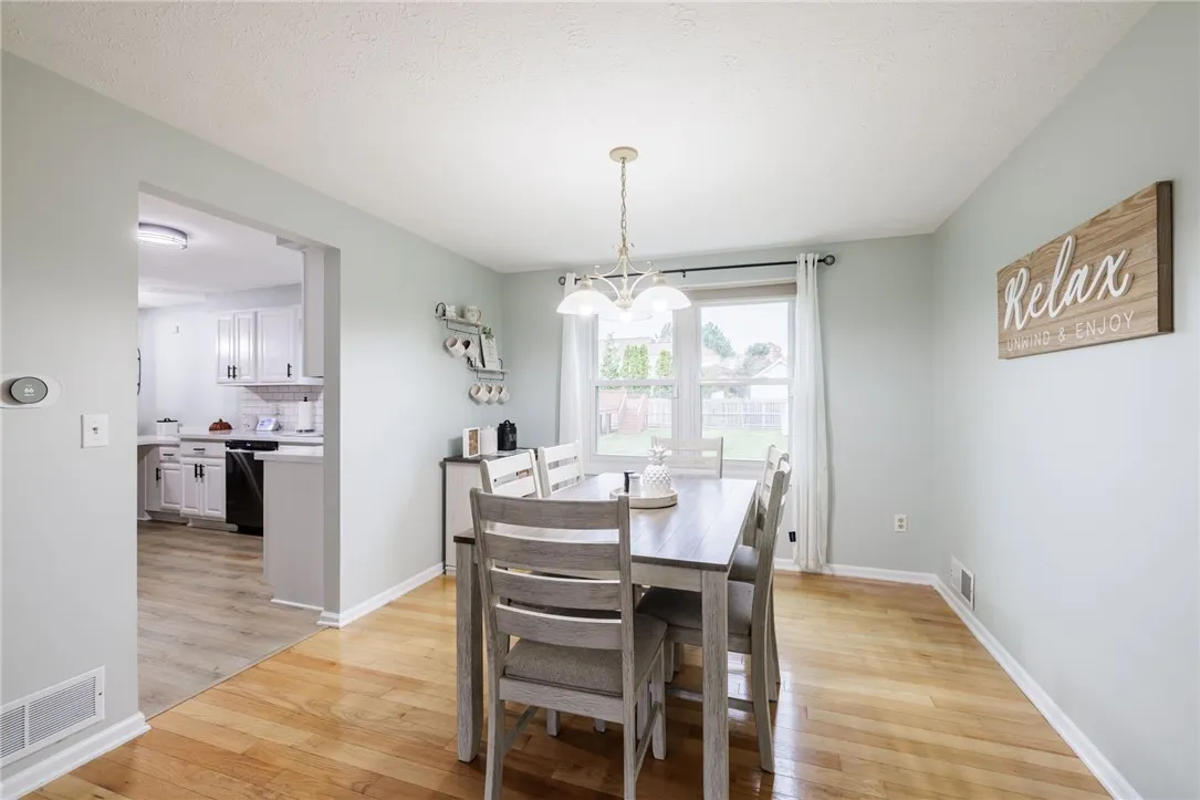 115 Mill Road, Greece, New York 14626, Greece, New York 14626, 4 Bedrooms Bedrooms, 7 Rooms Rooms,2 BathroomsBathrooms,Residential,Closed,115 Mill Road, Greece, New York 14626,0,R1648947