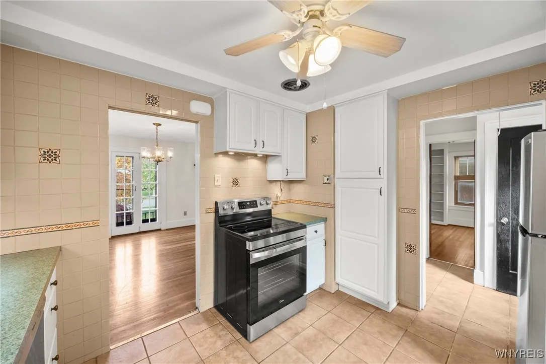 179 Admiral Road, Buffalo, New York 14216, Buffalo, New York 14216, 3 Bedrooms Bedrooms, 11 Rooms Rooms,1 BathroomBathrooms,Residential Lease,For Rent,179 Admiral Road, Buffalo, New York 14216,0,B1649439