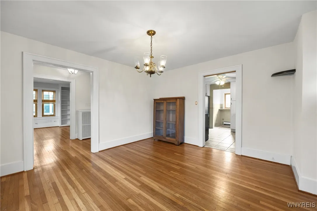 179 Admiral Road, Buffalo, New York 14216, Buffalo, New York 14216, 3 Bedrooms Bedrooms, 11 Rooms Rooms,1 BathroomBathrooms,Residential Lease,For Rent,179 Admiral Road, Buffalo, New York 14216,0,B1649439