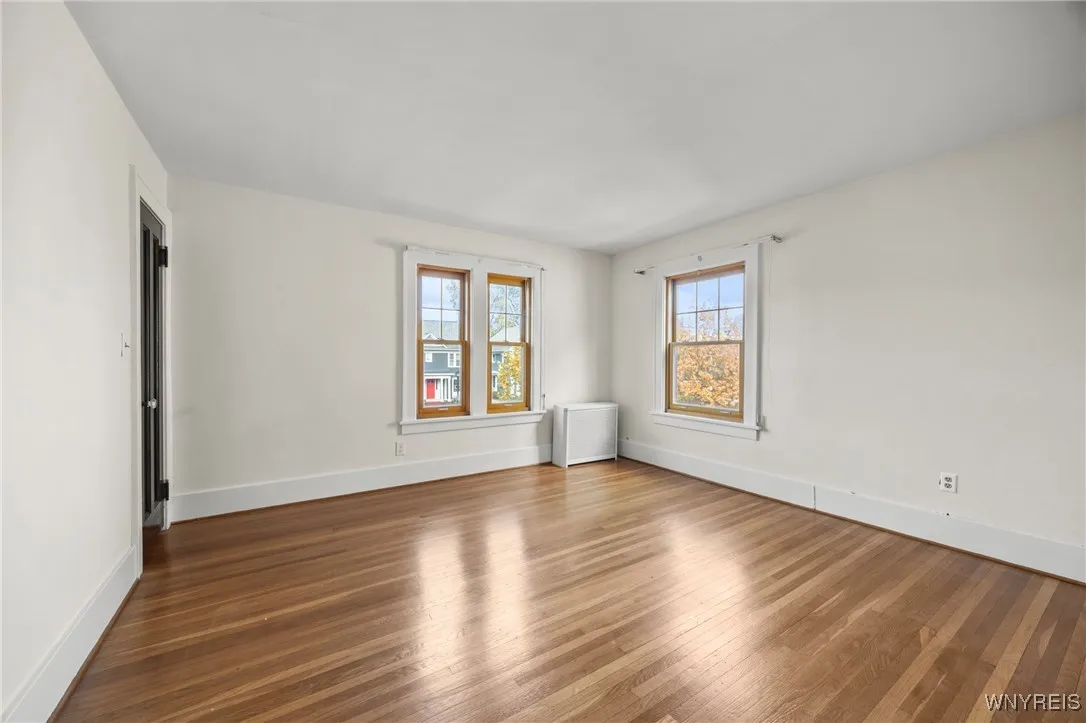 179 Admiral Road, Buffalo, New York 14216, Buffalo, New York 14216, 3 Bedrooms Bedrooms, 11 Rooms Rooms,1 BathroomBathrooms,Residential Lease,For Rent,179 Admiral Road, Buffalo, New York 14216,0,B1649439