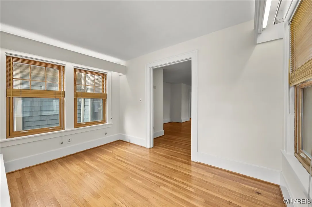 179 Admiral Road, Buffalo, New York 14216, Buffalo, New York 14216, 3 Bedrooms Bedrooms, 11 Rooms Rooms,1 BathroomBathrooms,Residential Lease,For Rent,179 Admiral Road, Buffalo, New York 14216,0,B1649439