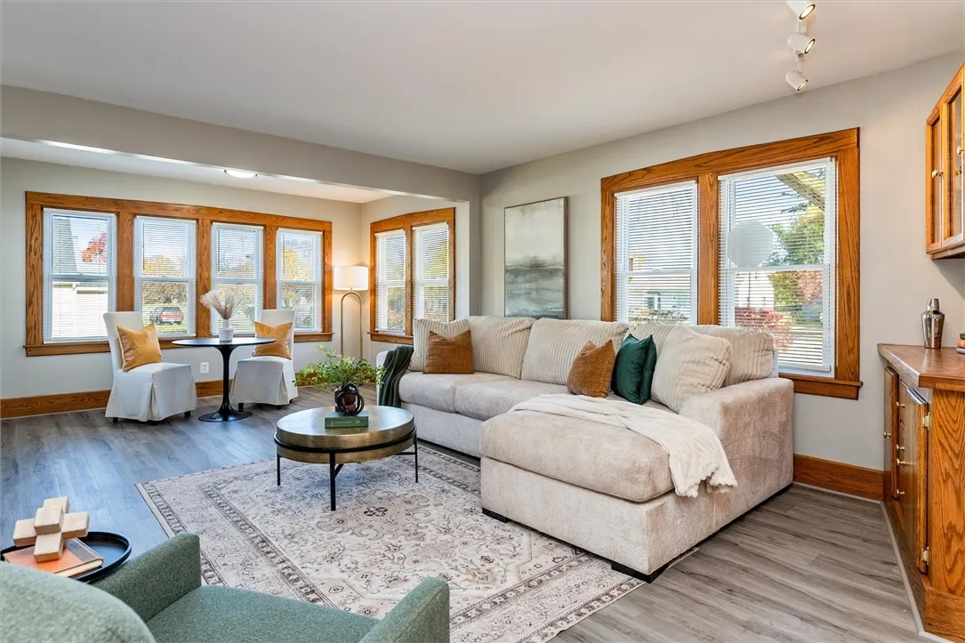 3457 Dewey Avenue, Greece, New York 14616, Greece, New York 14616, 3 Bedrooms Bedrooms, 8 Rooms Rooms,2 BathroomsBathrooms,Residential,For Sale,3457 Dewey Avenue, Greece, New York 14616,0,R1647373