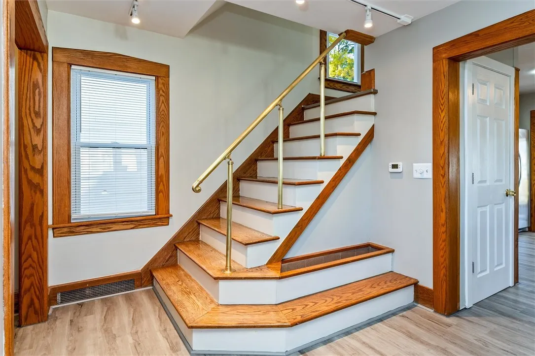 3457 Dewey Avenue, Greece, New York 14616, Greece, New York 14616, 3 Bedrooms Bedrooms, 8 Rooms Rooms,2 BathroomsBathrooms,Residential,For Sale,3457 Dewey Avenue, Greece, New York 14616,0,R1647373