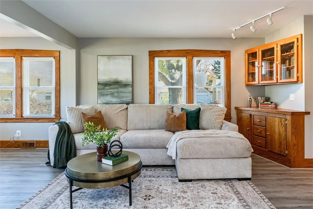 3457 Dewey Avenue, Greece, New York 14616, Greece, New York 14616, 3 Bedrooms Bedrooms, 8 Rooms Rooms,2 BathroomsBathrooms,Residential,For Sale,3457 Dewey Avenue, Greece, New York 14616,0,R1647373