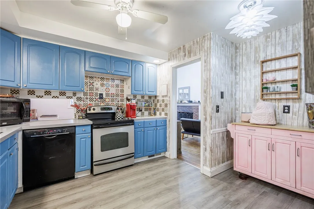 15 Burrows Dr, Penfield, New York 14625, Penfield, New York 14625, 3 Bedrooms Bedrooms, 6 Rooms Rooms,1 BathroomBathrooms,Residential,Closed,15 Burrows Dr, Penfield, New York 14625,0,R1644696