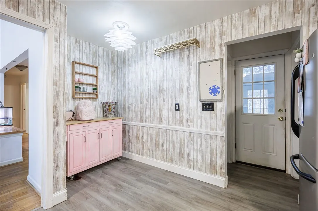 15 Burrows Dr, Penfield, New York 14625, Penfield, New York 14625, 3 Bedrooms Bedrooms, 6 Rooms Rooms,1 BathroomBathrooms,Residential,Closed,15 Burrows Dr, Penfield, New York 14625,0,R1644696