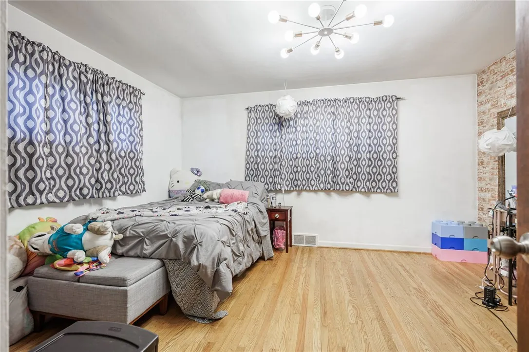 15 Burrows Dr, Penfield, New York 14625, Penfield, New York 14625, 3 Bedrooms Bedrooms, 6 Rooms Rooms,1 BathroomBathrooms,Residential,Closed,15 Burrows Dr, Penfield, New York 14625,0,R1644696