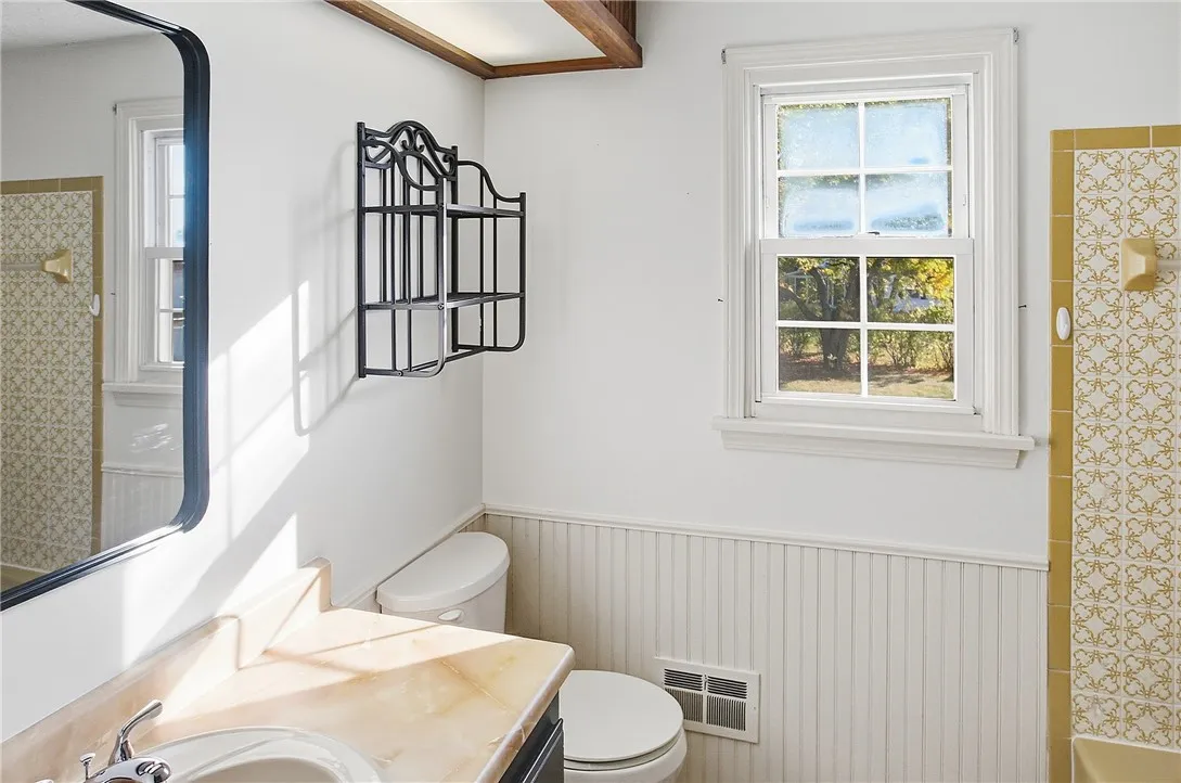 3345 Latta Road, Greece, New York 14612, Greece, New York 14612, 4 Bedrooms Bedrooms, 9 Rooms Rooms,2 BathroomsBathrooms,Residential,For Sale,3345 Latta Road, Greece, New York 14612,0,R1648744