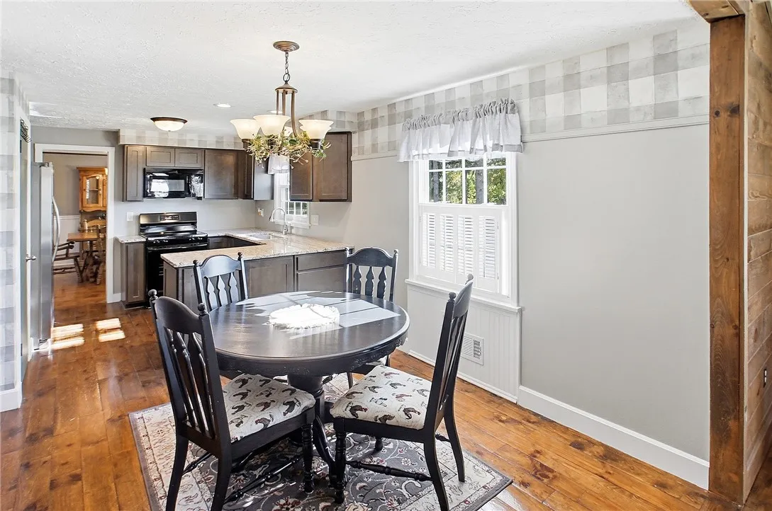 3345 Latta Road, Greece, New York 14612, Greece, New York 14612, 4 Bedrooms Bedrooms, 9 Rooms Rooms,2 BathroomsBathrooms,Residential,For Sale,3345 Latta Road, Greece, New York 14612,0,R1648744