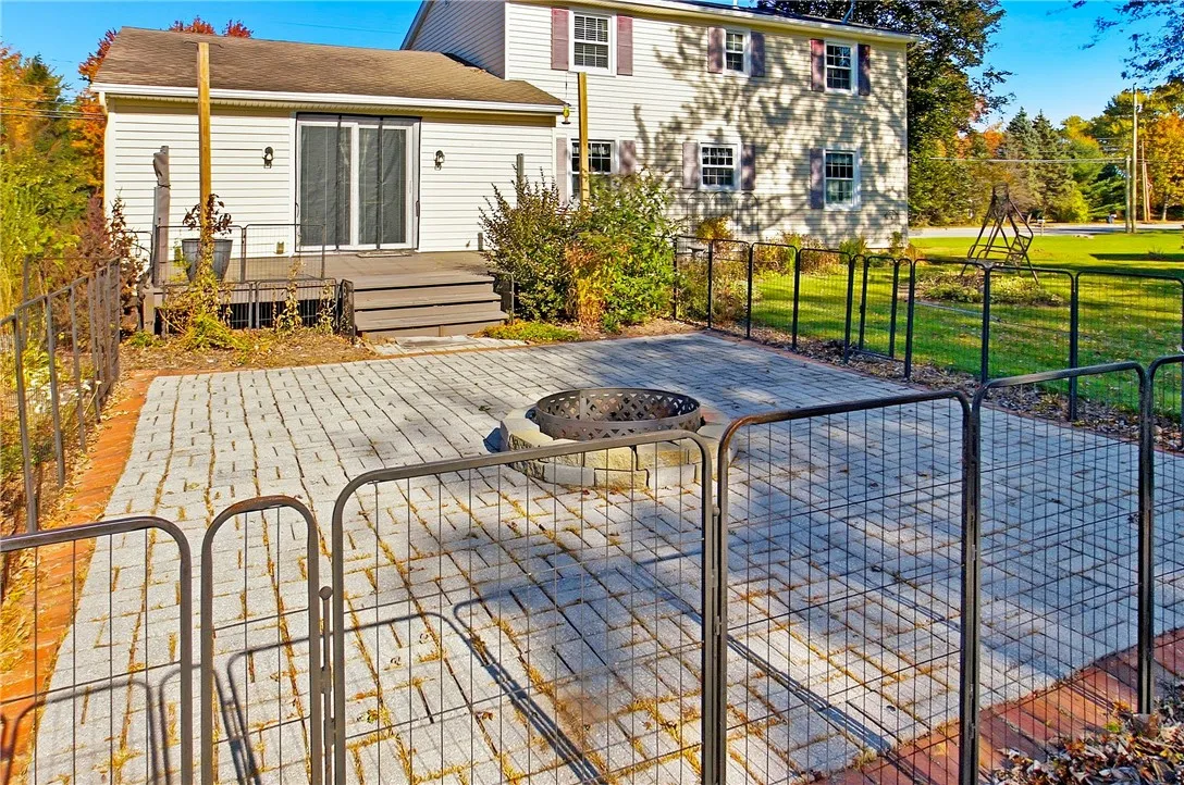 3345 Latta Road, Greece, New York 14612, Greece, New York 14612, 4 Bedrooms Bedrooms, 9 Rooms Rooms,2 BathroomsBathrooms,Residential,For Sale,3345 Latta Road, Greece, New York 14612,0,R1648744