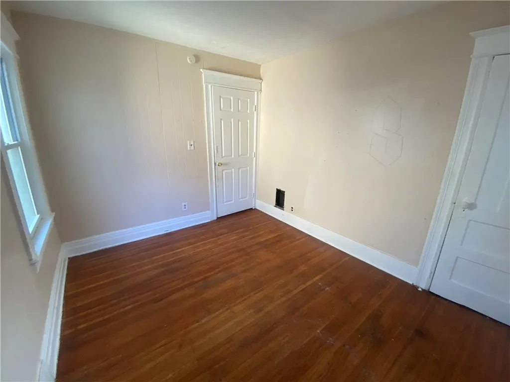 249 Lincoln Avenue, Rochester, New York 14611, Rochester, New York 14611, 3 Bedrooms Bedrooms, 6 Rooms Rooms,1 BathroomBathrooms,Residential,For Sale,249 Lincoln Avenue, Rochester, New York 14611,0,R1649440