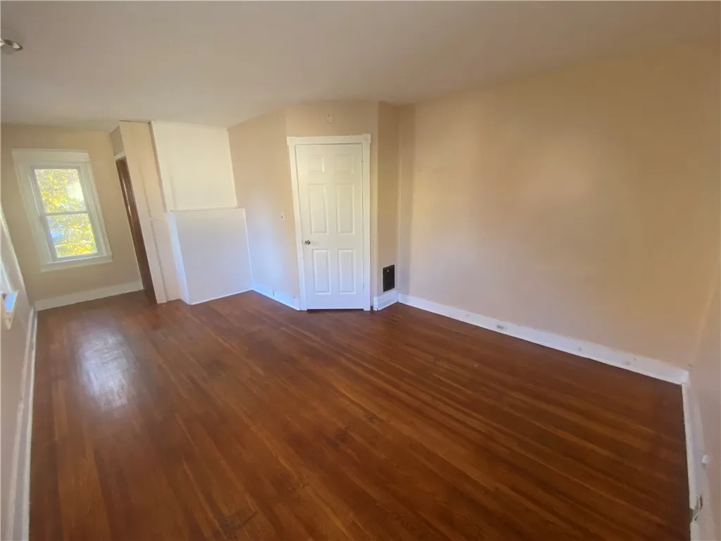 249 Lincoln Avenue, Rochester, New York 14611, Rochester, New York 14611, 3 Bedrooms Bedrooms, 6 Rooms Rooms,1 BathroomBathrooms,Residential,For Sale,249 Lincoln Avenue, Rochester, New York 14611,0,R1649440