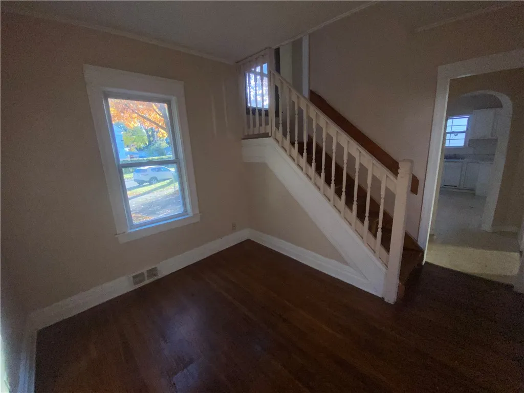 249 Lincoln Avenue, Rochester, New York 14611, Rochester, New York 14611, 3 Bedrooms Bedrooms, 6 Rooms Rooms,1 BathroomBathrooms,Residential,For Sale,249 Lincoln Avenue, Rochester, New York 14611,0,R1649440