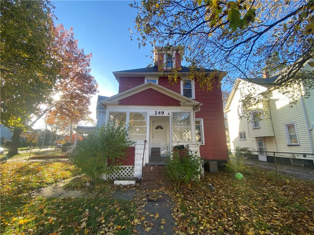249 Lincoln Avenue, Rochester, New York 14611, Rochester, New York 14611, 3 Bedrooms Bedrooms, 6 Rooms Rooms,1 BathroomBathrooms,Residential,For Sale,249 Lincoln Avenue, Rochester, New York 14611,0,R1649440