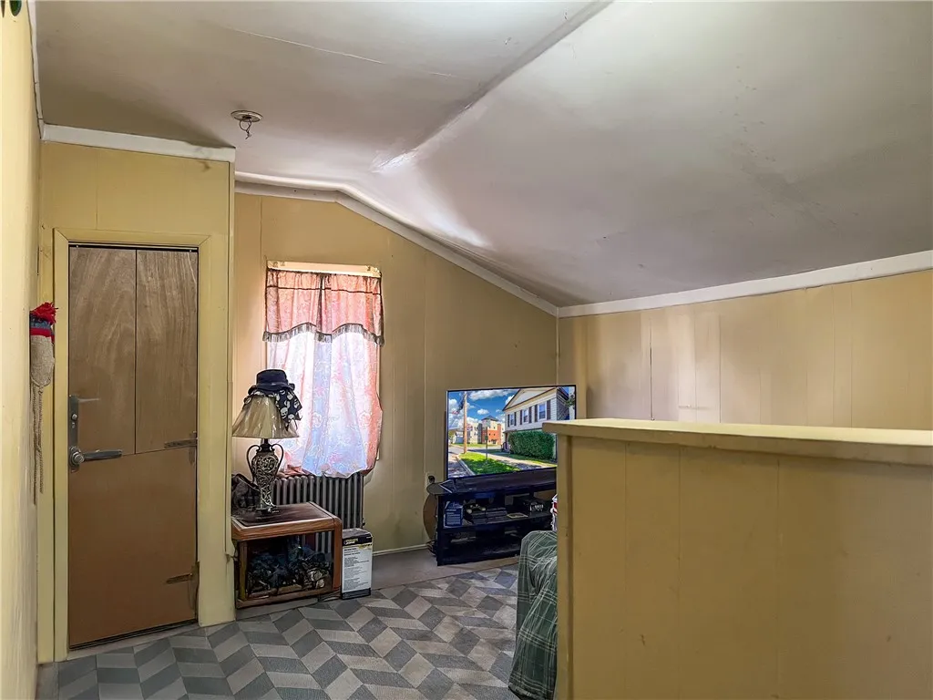 Second floor apartment - 3 Bedrooms