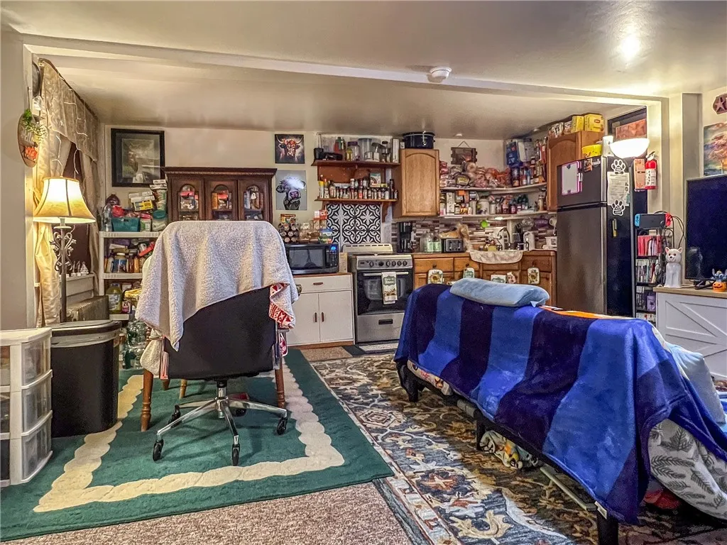 Rear apartment - 1 Bedroom