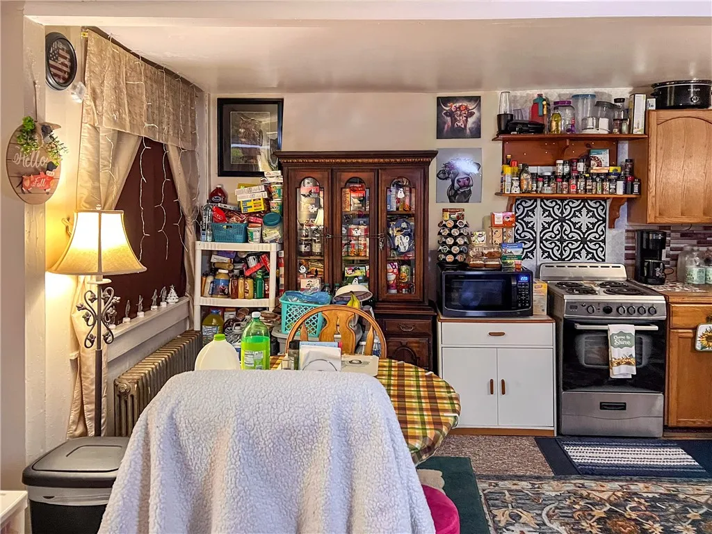 Rear apartment - 1 Bedroom