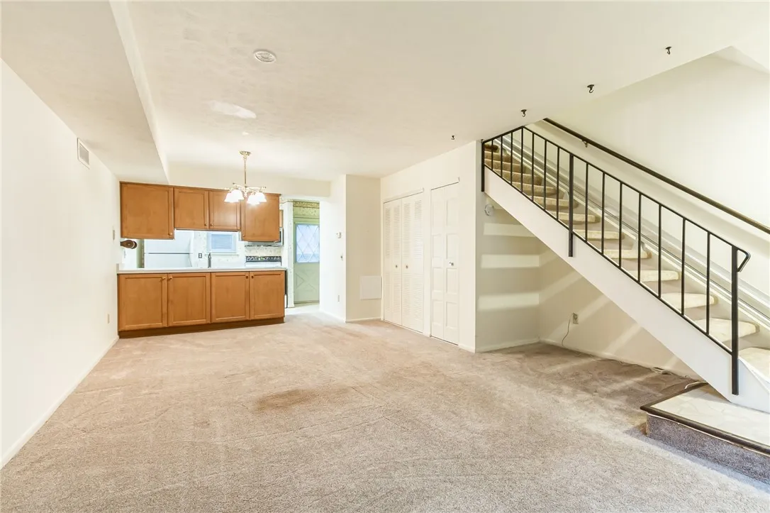 906 Eastbrooke Lane, Brighton, New York 14618, Brighton, New York 14618, 2 Bedrooms Bedrooms, 3 Rooms Rooms,1 BathroomBathrooms,Residential,For Sale,906 Eastbrooke Lane, Brighton, New York 14618,0,R1649027