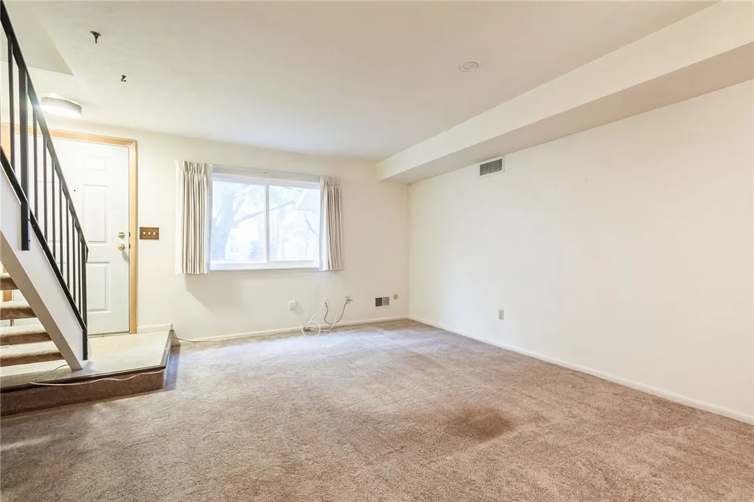 906 Eastbrooke Lane, Brighton, New York 14618, Brighton, New York 14618, 2 Bedrooms Bedrooms, 3 Rooms Rooms,1 BathroomBathrooms,Residential,For Sale,906 Eastbrooke Lane, Brighton, New York 14618,0,R1649027