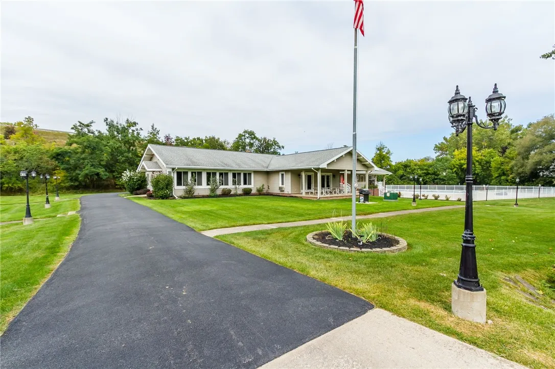 906 Eastbrooke Lane, Brighton, New York 14618, Brighton, New York 14618, 2 Bedrooms Bedrooms, 3 Rooms Rooms,1 BathroomBathrooms,Residential,For Sale,906 Eastbrooke Lane, Brighton, New York 14618,0,R1649027