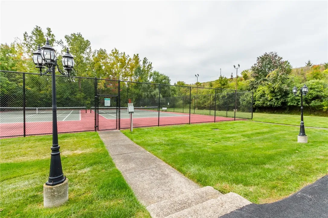 906 Eastbrooke Lane, Brighton, New York 14618, Brighton, New York 14618, 2 Bedrooms Bedrooms, 3 Rooms Rooms,1 BathroomBathrooms,Residential,For Sale,906 Eastbrooke Lane, Brighton, New York 14618,0,R1649027