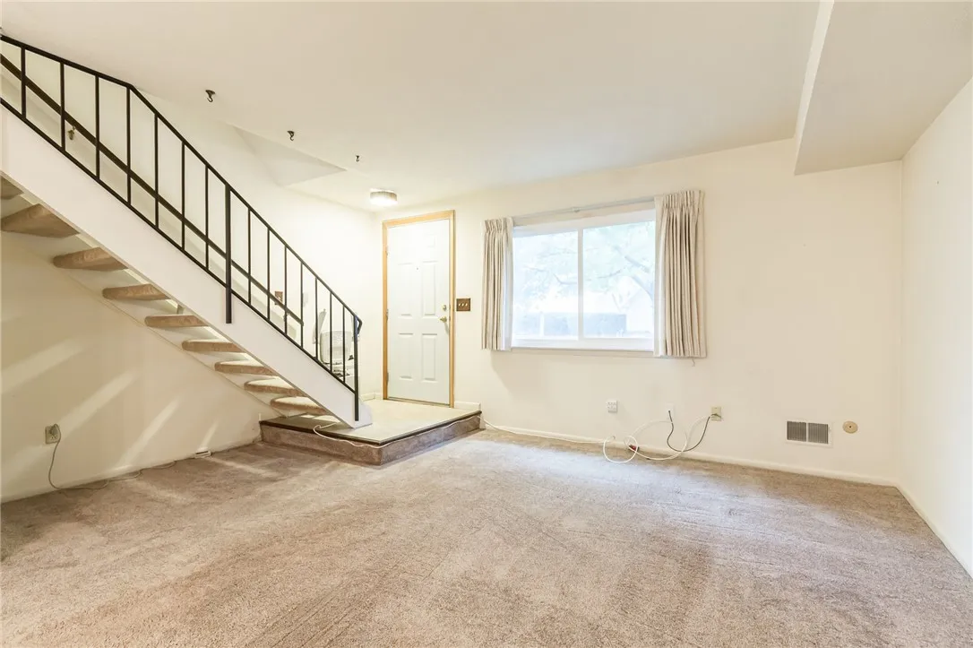 906 Eastbrooke Lane, Brighton, New York 14618, Brighton, New York 14618, 2 Bedrooms Bedrooms, 3 Rooms Rooms,1 BathroomBathrooms,Residential,For Sale,906 Eastbrooke Lane, Brighton, New York 14618,0,R1649027
