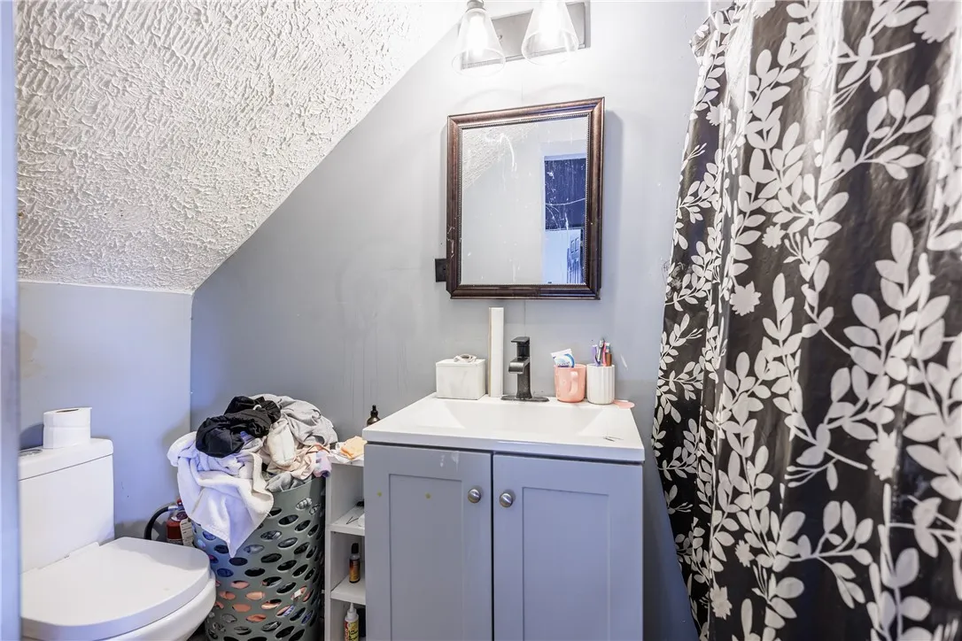 5692 Pittsford Palmyra Road, Pittsford, New York 1, Pittsford, New York 14534, 6 Rooms Rooms,Commercial Sale,For Sale,5692 Pittsford Palmyra Road, Pittsford, New York 1,0,R1648939