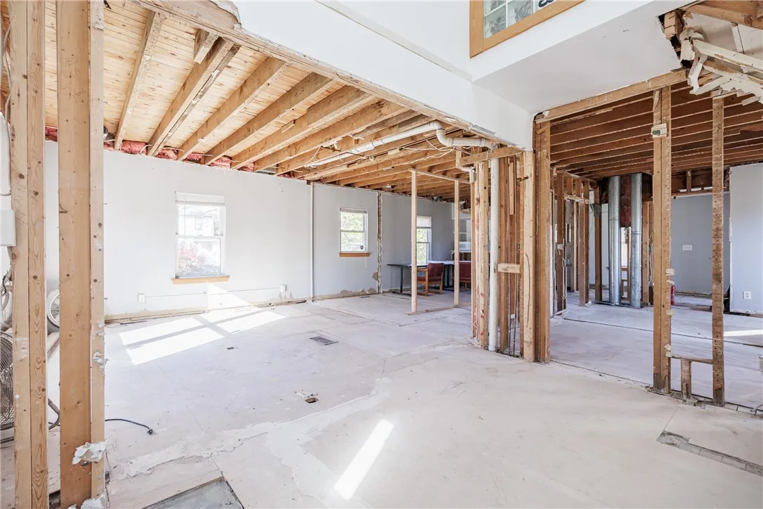 5692 Pittsford Palmyra Road, Pittsford, New York 1, Pittsford, New York 14534, 3 Bedrooms Bedrooms, 6 Rooms Rooms,1 BathroomBathrooms,Residential,For Sale,5692 Pittsford Palmyra Road, Pittsford, New York 1,0,R1649049