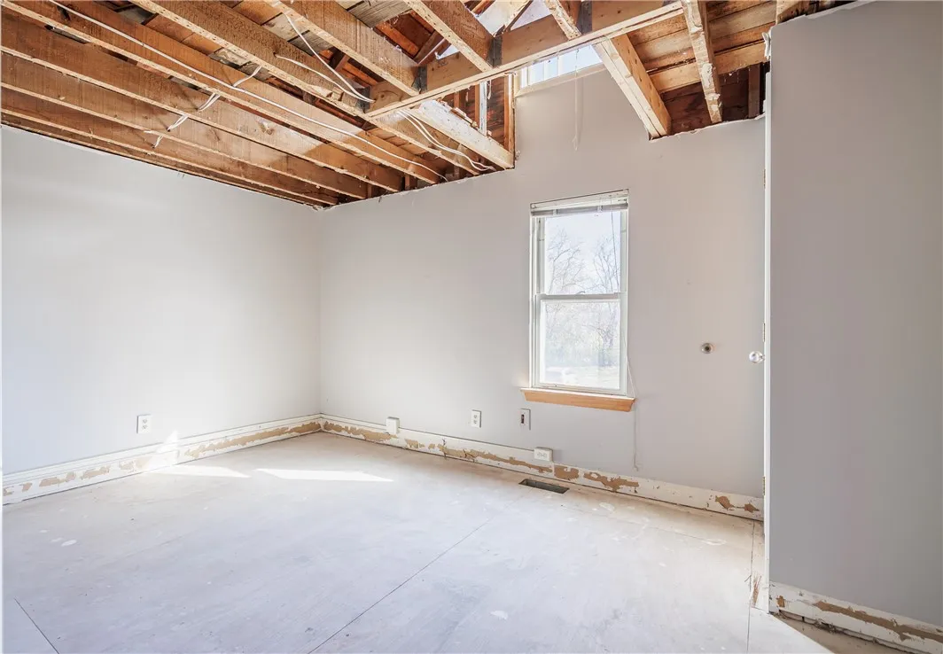 5692 Pittsford Palmyra Road, Pittsford, New York 1, Pittsford, New York 14534, 3 Bedrooms Bedrooms, 6 Rooms Rooms,1 BathroomBathrooms,Residential,For Sale,5692 Pittsford Palmyra Road, Pittsford, New York 1,0,R1649049