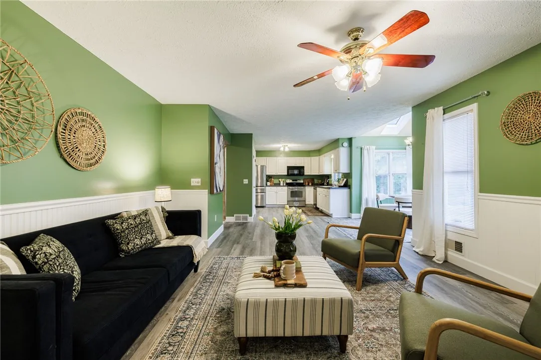 35 Cassandra Circle, Chili, New York 14428, Chili, New York 14428, 4 Bedrooms Bedrooms, 7 Rooms Rooms,3 BathroomsBathrooms,Residential,Closed,35 Cassandra Circle, Chili, New York 14428,0,R1649438