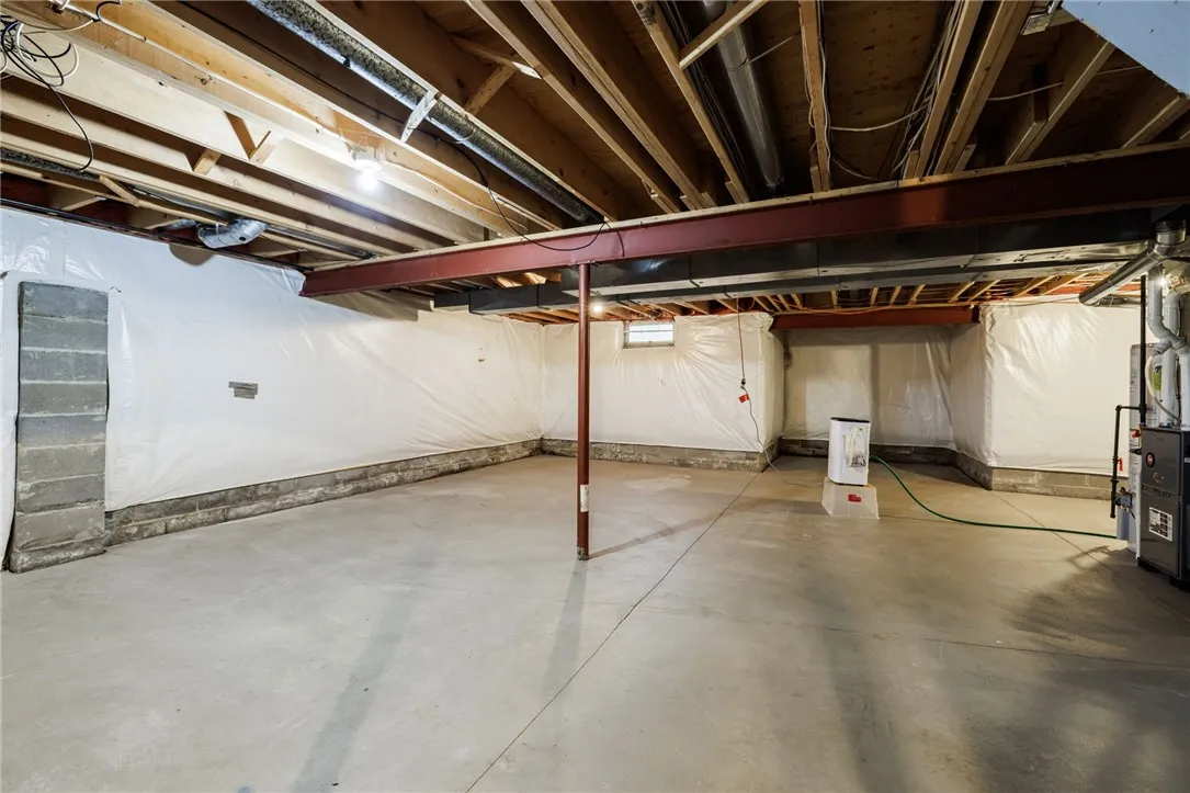 35 Cassandra Circle, Chili, New York 14428, Chili, New York 14428, 4 Bedrooms Bedrooms, 7 Rooms Rooms,3 BathroomsBathrooms,Residential,Closed,35 Cassandra Circle, Chili, New York 14428,0,R1649438