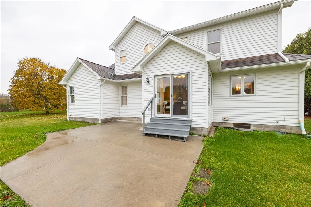 35 Cassandra Circle, Chili, New York 14428, Chili, New York 14428, 4 Bedrooms Bedrooms, 7 Rooms Rooms,3 BathroomsBathrooms,Residential,Closed,35 Cassandra Circle, Chili, New York 14428,0,R1649438