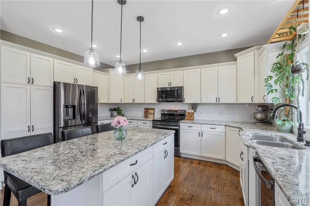 196 Creamery Road, Scriba, New York 13126, Scriba, New York 13126, 4 Bedrooms Bedrooms, 14 Rooms Rooms,2 BathroomsBathrooms,Residential,For Sale,196 Creamery Road, Scriba, New York 13126,0,S1649426