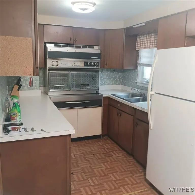 64 Fries Road, Tonawanda, New York 14150, Tonawanda, New York 14150, 4 Bedrooms Bedrooms, 6 Rooms Rooms,1 BathroomBathrooms,Residential,For Sale,64 Fries Road, Tonawanda, New York 14150,0,B1648934