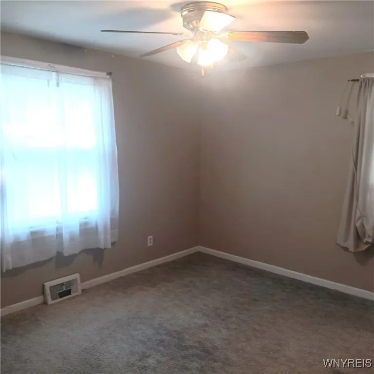 64 Fries Road, Tonawanda, New York 14150, Tonawanda, New York 14150, 4 Bedrooms Bedrooms, 6 Rooms Rooms,1 BathroomBathrooms,Residential,For Sale,64 Fries Road, Tonawanda, New York 14150,0,B1648934