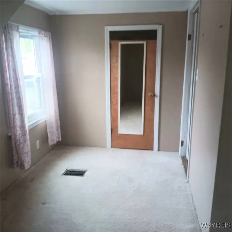 64 Fries Road, Tonawanda, New York 14150, Tonawanda, New York 14150, 4 Bedrooms Bedrooms, 6 Rooms Rooms,1 BathroomBathrooms,Residential,For Sale,64 Fries Road, Tonawanda, New York 14150,0,B1648934