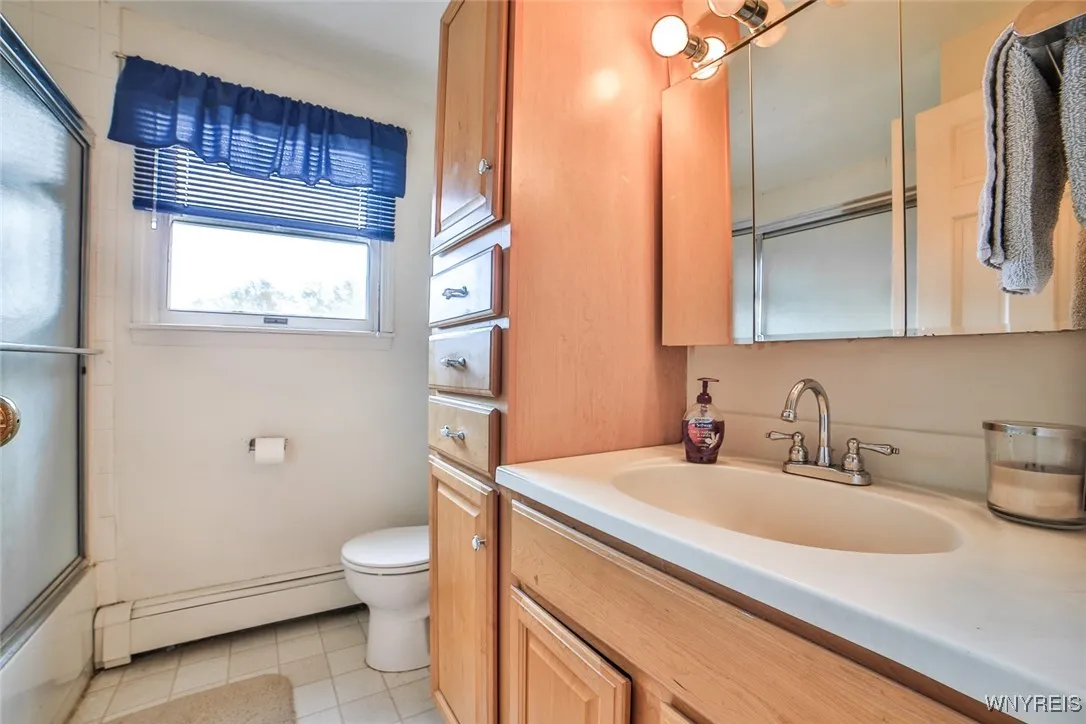 53 Wickham Drive, Amherst, New York 14221, Amherst, New York 14221, 4 Bedrooms Bedrooms, 8 Rooms Rooms,2 BathroomsBathrooms,Residential,For Sale,53 Wickham Drive, Amherst, New York 14221,0,B1649389