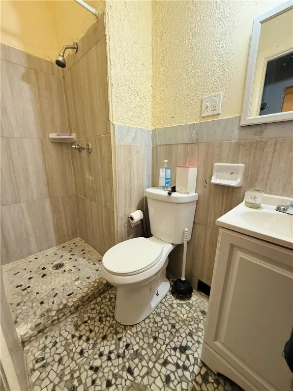 188 5th Street, Rochester, New York 14605, Rochester, New York 14605, 4 Bedrooms Bedrooms, 8 Rooms Rooms,2 BathroomsBathrooms,Residential,For Sale,188 5th Street, Rochester, New York 14605,0,R1648792