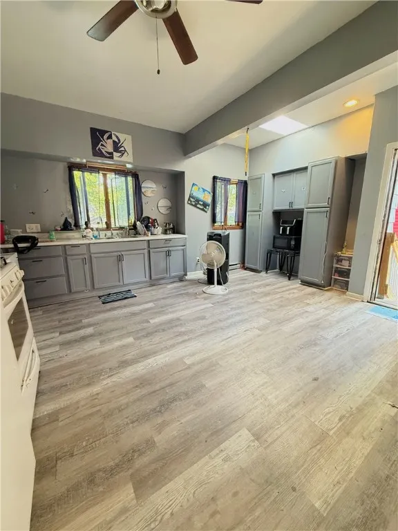 188 5th Street, Rochester, New York 14605, Rochester, New York 14605, 4 Bedrooms Bedrooms, 8 Rooms Rooms,2 BathroomsBathrooms,Residential,For Sale,188 5th Street, Rochester, New York 14605,0,R1648792